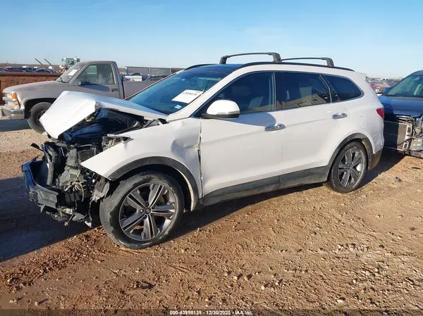 KM8SRDHF2GU137373 2016 HYUNDAI SANTA FE - Image 2