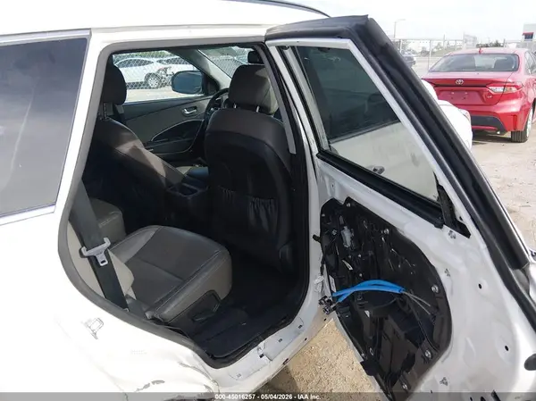KM8SRDHF2HU170374 2017 HYUNDAI SANTA FE - Image 8