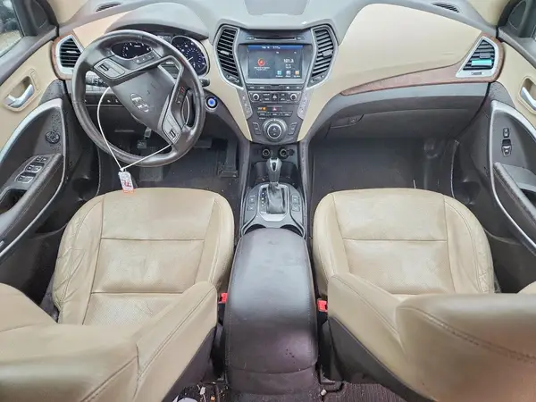KM8SRDHF2HU200974 2017 HYUNDAI SANTA FE - Image 8