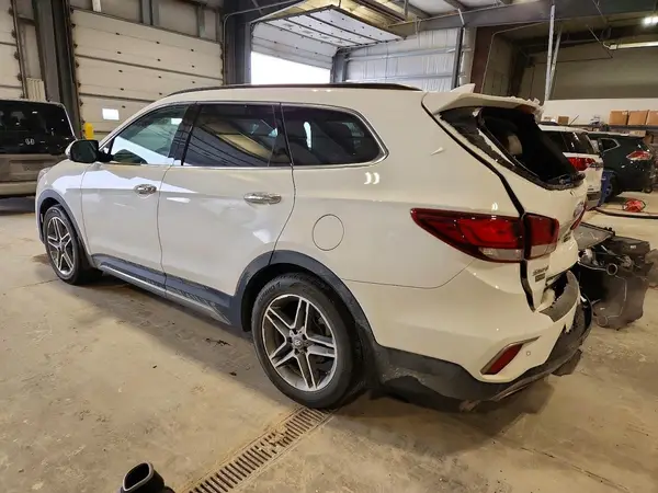 KM8SRDHF2HU207732 2017 HYUNDAI SANTA FE - Image 2