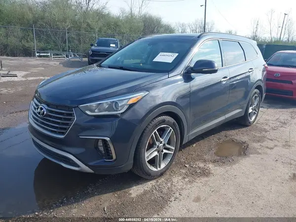 KM8SRDHF2JU262591 2018 HYUNDAI SANTA FE - Image 2