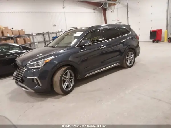 KM8SRDHF2JU288088 2018 HYUNDAI SANTA FE - Image 2