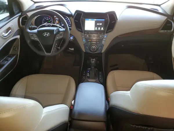 KM8SRDHF2KU299769 2019 HYUNDAI SANTA FE - Image 8