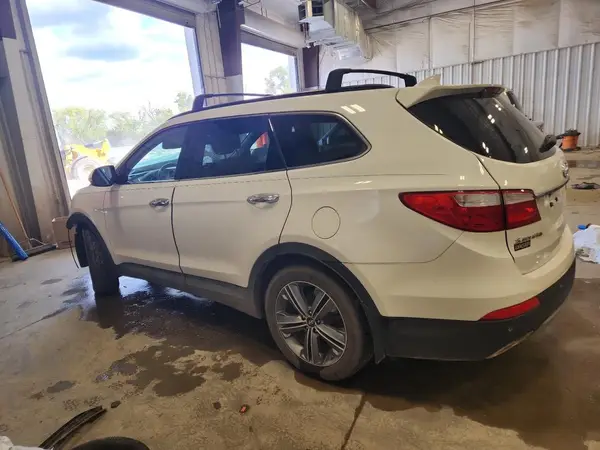 KM8SRDHF3GU139553 2016 HYUNDAI SANTA FE - Image 2