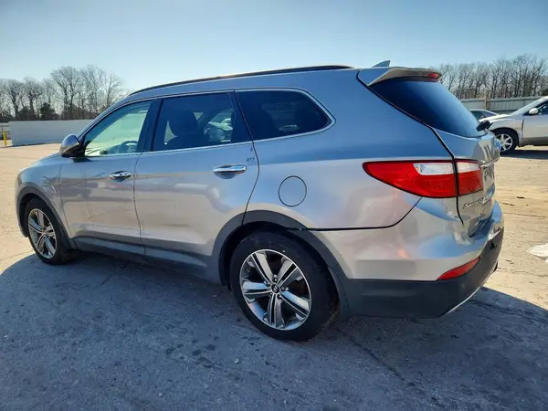 KM8SRDHF3GU148933 2016 HYUNDAI SANTA FE - Image 2