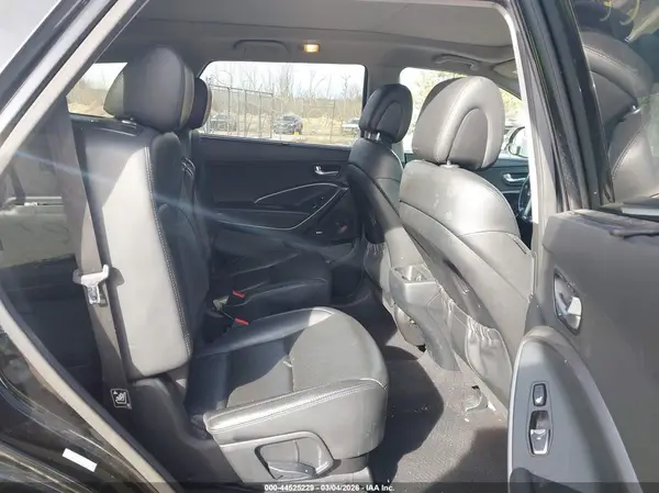 KM8SRDHF3HU175678 2017 HYUNDAI SANTA FE - Image 8
