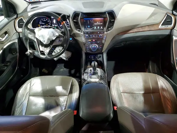 KM8SRDHF3HU192058 2017 HYUNDAI SANTA FE - Image 8