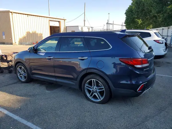 KM8SRDHF3HU207593 2017 HYUNDAI SANTA FE - Image 2