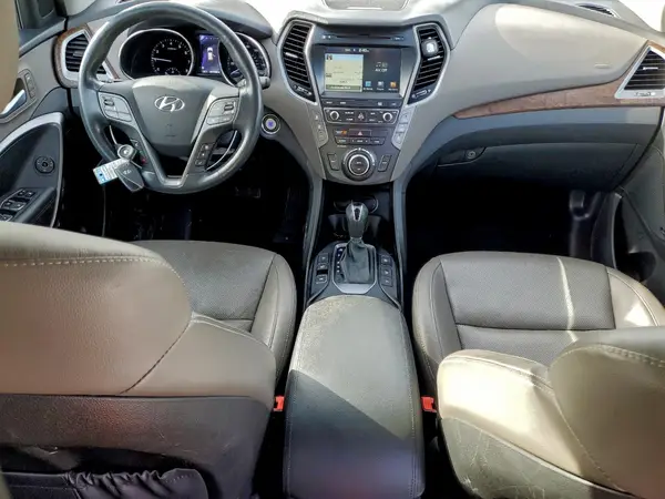 KM8SRDHF3HU226421 2017 HYUNDAI SANTA FE - Image 8