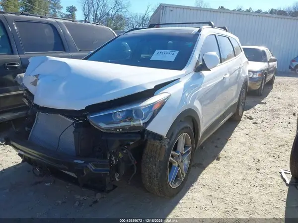 KM8SRDHF3HU230341 2017 HYUNDAI SANTA FE - Image 2