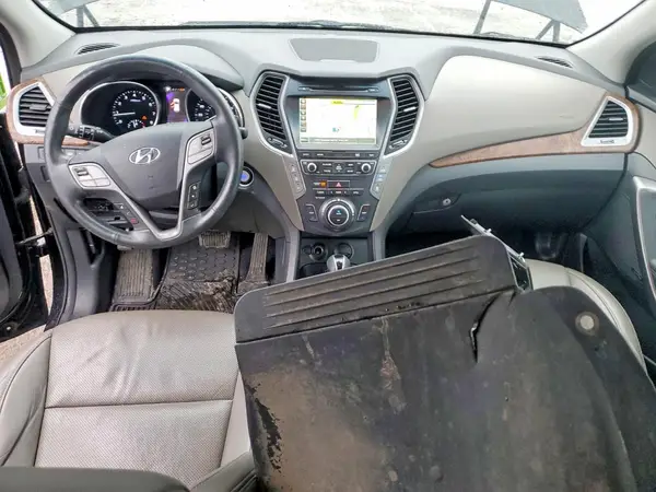 KM8SRDHF3HU241078 2017 HYUNDAI SANTA FE - Image 8