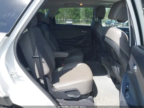 KM8SRDHF3HU248810 2017 HYUNDAI SANTA FE - Image 8