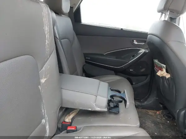 KM8SRDHF3JU278363 2018 HYUNDAI SANTA FE - Image 8