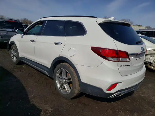 KM8SRDHF3JU279383 2018 HYUNDAI SANTA FE - Image 2
