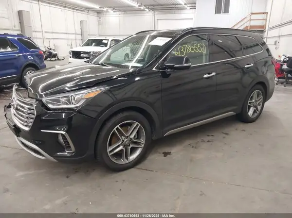 KM8SRDHF3KU310875 2019 HYUNDAI SANTA FE - Image 2