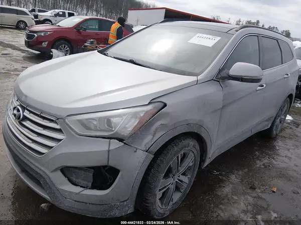 KM8SRDHF4GU131929 2016 HYUNDAI SANTA FE - Image 2