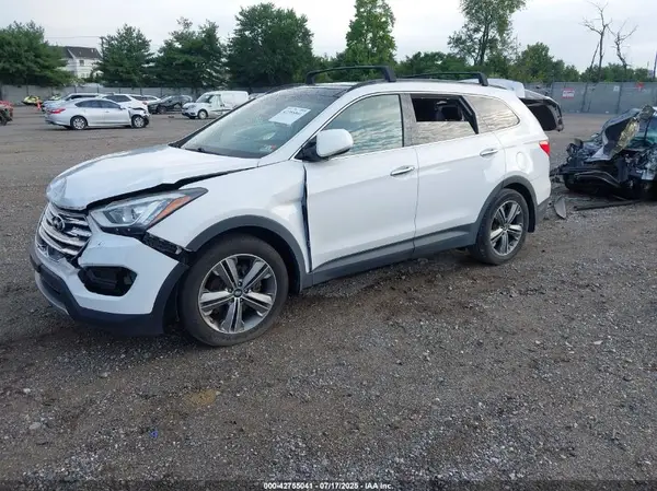 KM8SRDHF4GU137942 2016 HYUNDAI SANTA FE - Image 2