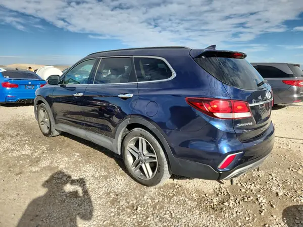 KM8SRDHF4HU176757 2017 HYUNDAI SANTA FE - Image 2