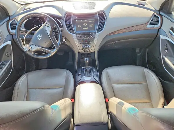 KM8SRDHF4HU185412 2017 HYUNDAI SANTA FE - Image 8