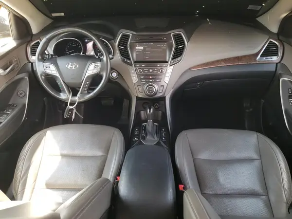 KM8SRDHF4HU200992 2017 HYUNDAI SANTA FE - Image 8
