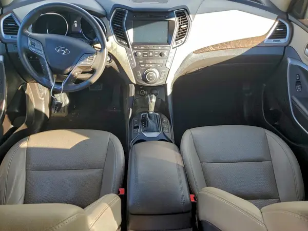 KM8SRDHF4HU202709 2017 HYUNDAI SANTA FE - Image 8