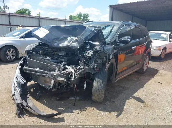 KM8SRDHF4HU203424 2017 HYUNDAI SANTA FE - Image 2