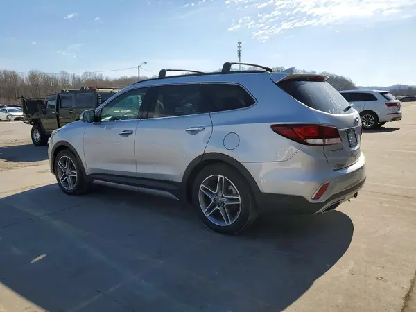 KM8SRDHF4HU215296 2017 HYUNDAI SANTA FE - Image 2