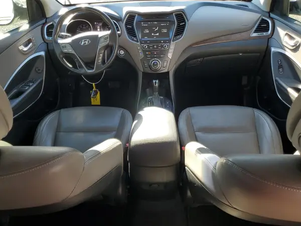 KM8SRDHF4HU220501 2017 HYUNDAI SANTA FE - Image 8