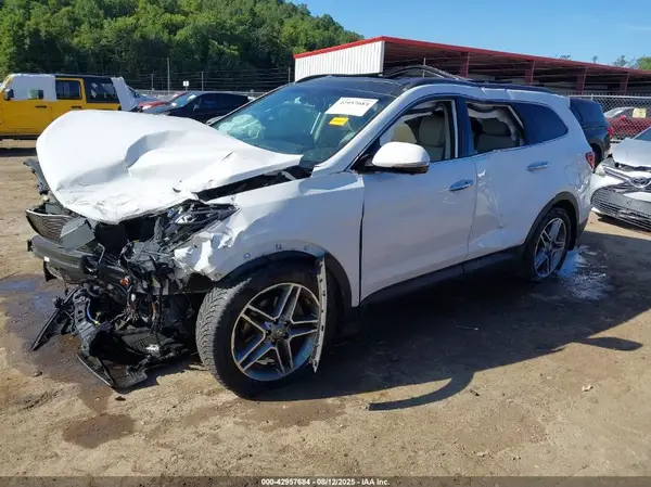 KM8SRDHF4HU248556 2017 HYUNDAI SANTA FE - Image 2