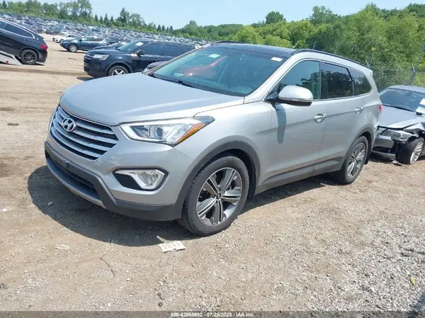 KM8SRDHF5GU133771 2016 HYUNDAI SANTA FE - Image 2