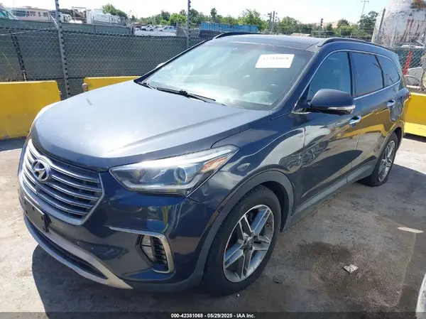 KM8SRDHF5HU177660 2017 HYUNDAI SANTA FE - Image 2