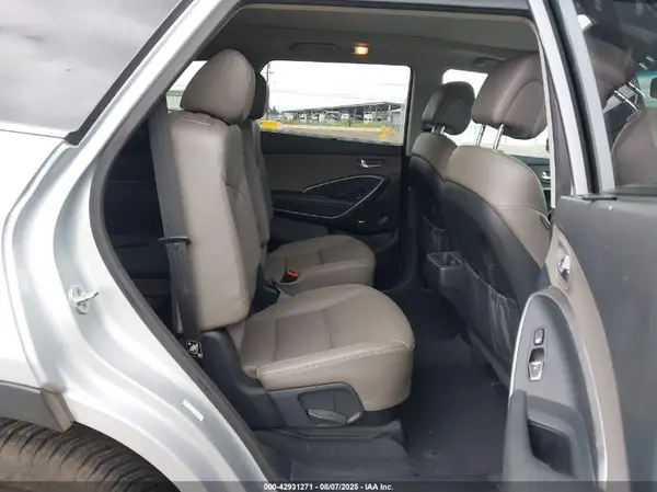 KM8SRDHF5HU185547 2017 HYUNDAI SANTA FE - Image 8