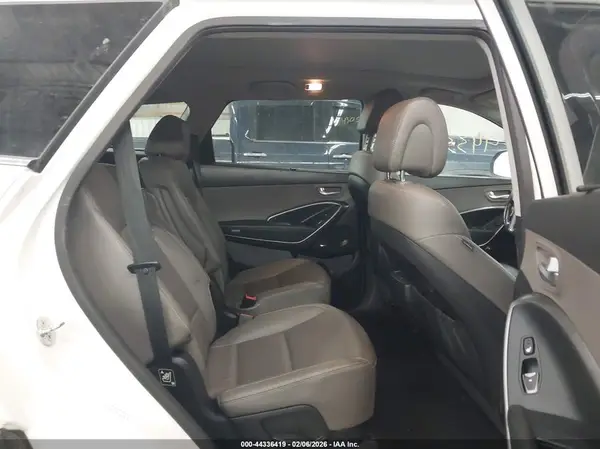 KM8SRDHF5HU220927 2017 HYUNDAI SANTA FE - Image 8