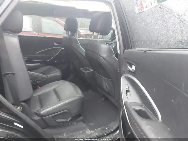 KM8SRDHF5HU228798 2017 HYUNDAI SANTA FE - Image 8