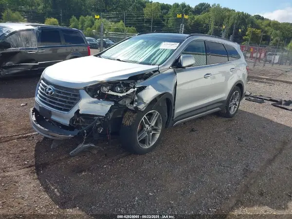 KM8SRDHF5HU249716 2017 HYUNDAI SANTA FE - Image 2