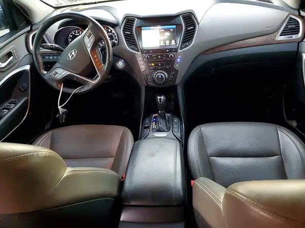 KM8SRDHF5HU251871 2017 HYUNDAI SANTA FE - Image 8