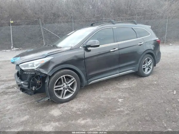 KM8SRDHF5JU266019 2018 HYUNDAI SANTA FE - Image 2