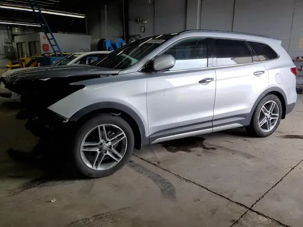KM8SRDHF5JU269793 2018 HYUNDAI SANTA FE - Image 1