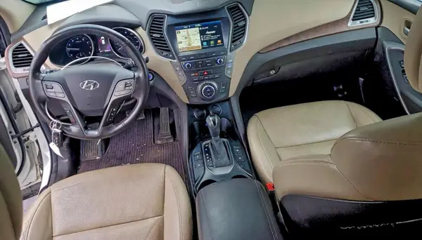 KM8SRDHF5KU298227 2019 HYUNDAI SANTA FE - Image 8