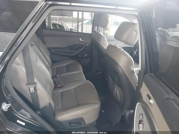 KM8SRDHF6HU167896 2017 HYUNDAI SANTA FE - Image 8