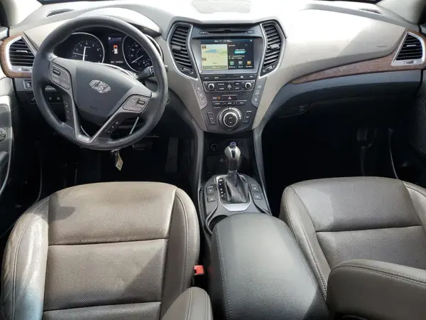 KM8SRDHF6HU179952 2017 HYUNDAI SANTA FE - Image 8