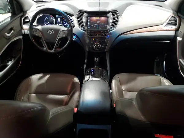 KM8SRDHF6HU180132 2017 HYUNDAI SANTA FE - Image 8