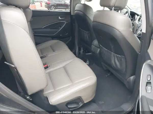 KM8SRDHF6HU182673 2017 HYUNDAI SANTA FE - Image 8