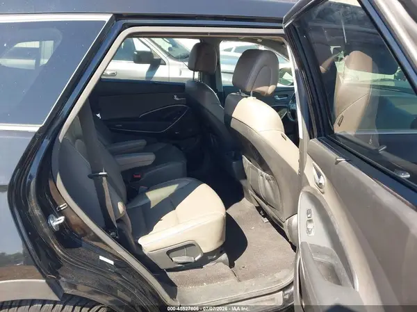 KM8SRDHF6HU208821 2017 HYUNDAI SANTA FE - Image 8