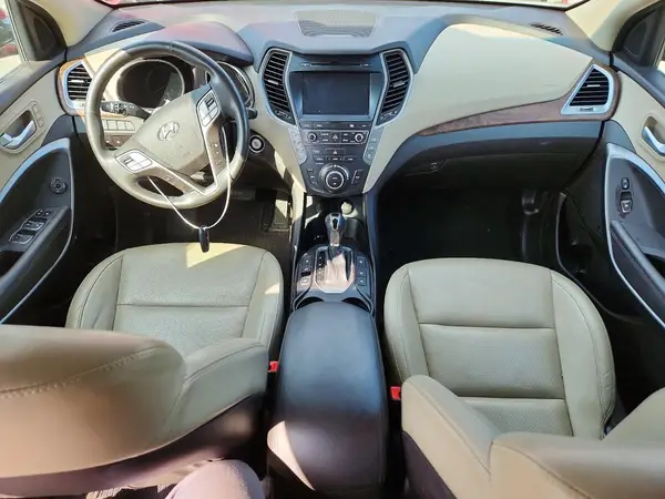 KM8SRDHF6HU235579 2017 HYUNDAI SANTA FE - Image 8