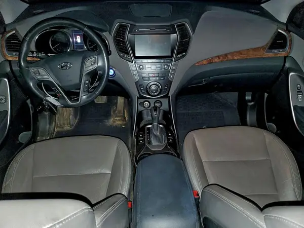 KM8SRDHF6HU244170 2017 HYUNDAI SANTA FE - Image 8
