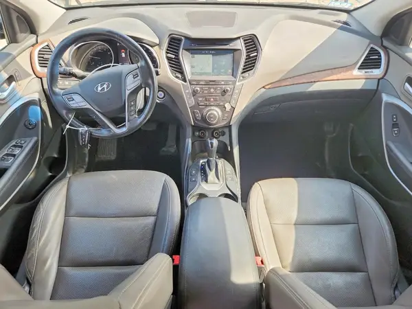 KM8SRDHF6HU248803 2017 HYUNDAI SANTA FE - Image 8