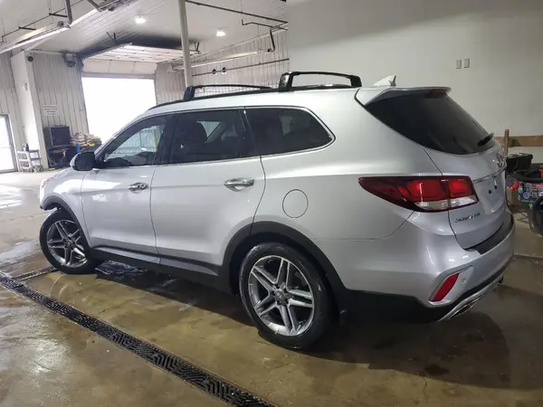 KM8SRDHF6JU271715 2018 HYUNDAI SANTA FE - Image 2
