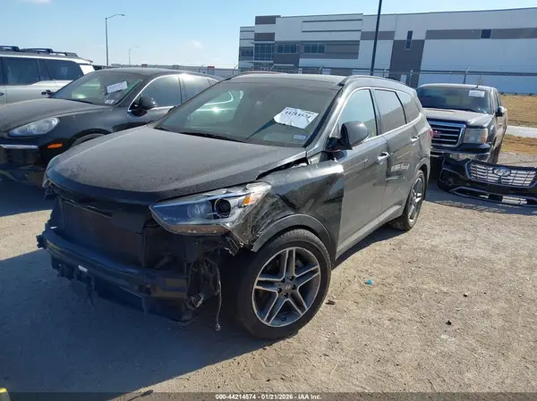 KM8SRDHF6JU283220 2018 HYUNDAI SANTA FE - Image 2