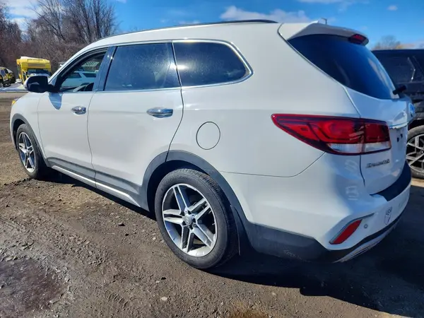 KM8SRDHF6JU289227 2018 HYUNDAI SANTA FE - Image 2
